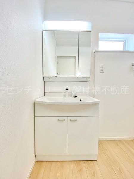 豊川市赤坂町第4　新築戸建（全3棟）2号棟