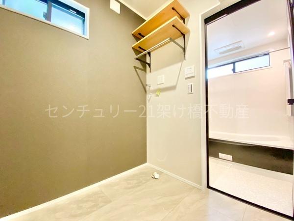 蒲郡市府相町三丁目　新築戸建（全２棟）２号棟