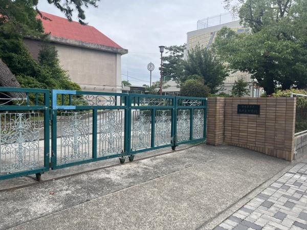 ライオンズタワー葵(名古屋市立あずま中学校)