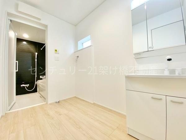 豊川市伊奈町第24　新築戸建（全１０棟）８号棟
