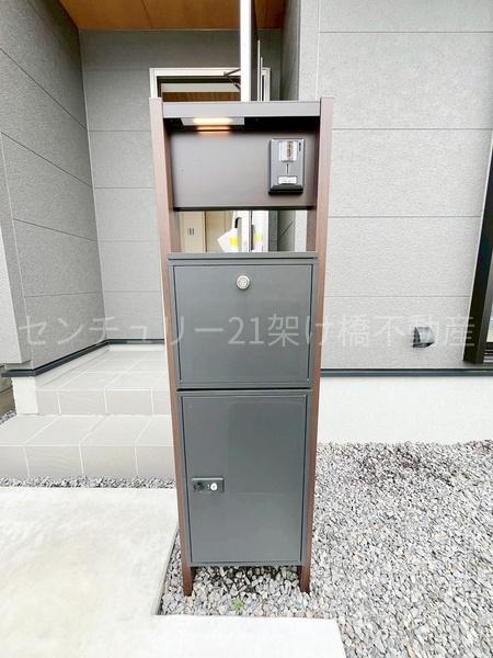 岡崎市上地5丁目　新築戸建（全2棟）１号棟