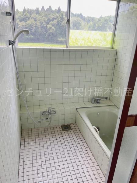 新城市作手清岳字荒井の中古一戸建て