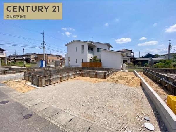 豊川市伊奈町平内５９期　新築戸建（全3棟）２号棟