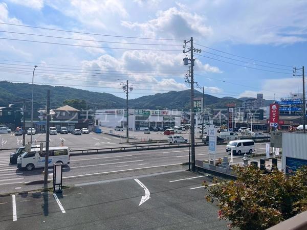 豊川市御油町八面横　店舗