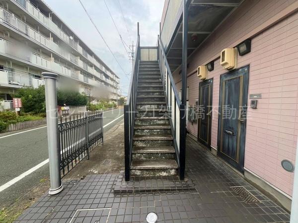 豊川市東新町　レオパレス豊川稲荷第2