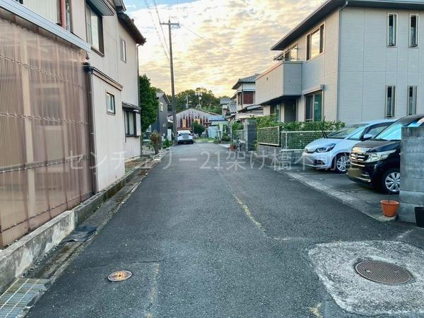 豊川市三蔵子町前畑の土地