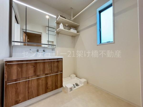 豊川市赤坂町　新築戸建