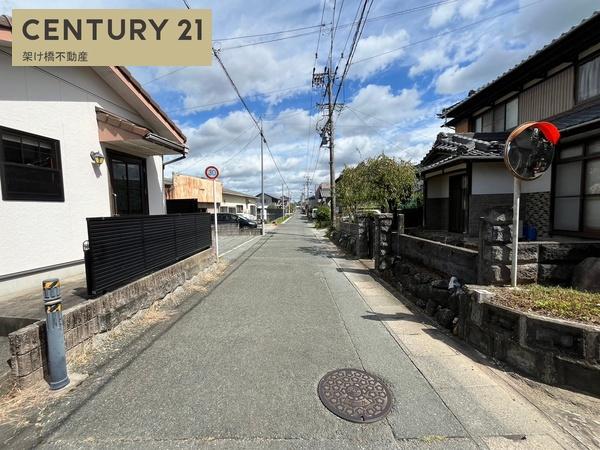 新城市杉山字柴先の中古一戸建て
