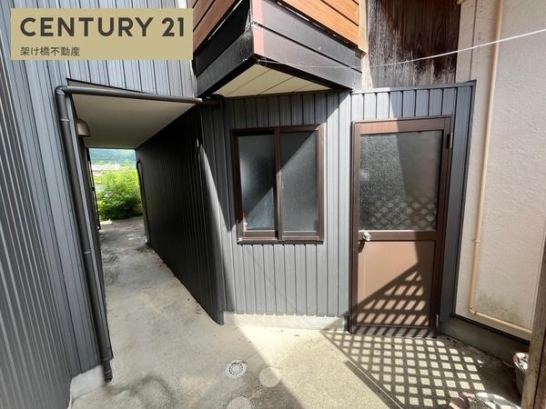 新城市杉山字柴先の中古一戸建て