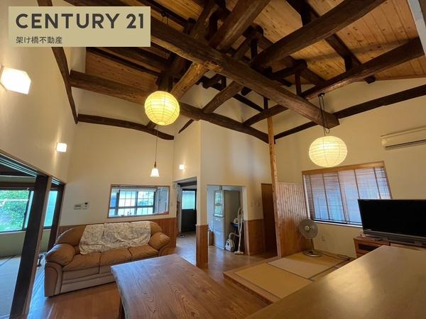 新城市杉山字柴先　中古戸建
