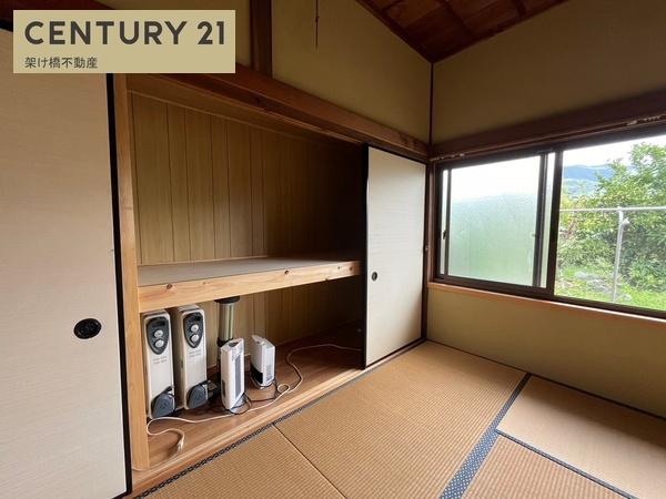 新城市杉山字柴先の中古一戸建て