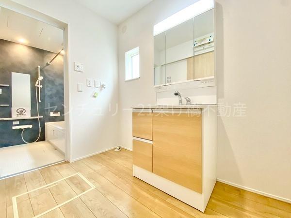 蒲郡市三谷町東１丁目　新築戸建（全５棟）２号棟