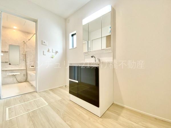 蒲郡市三谷町東１丁目　新築戸建（全５棟）３号棟