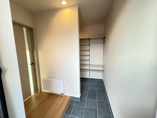 帯広市東7条南23丁目9-7　B棟