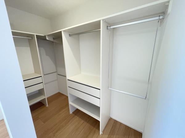 中川郡幕別町札内桂町560-7　A棟