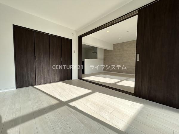 クローバーハイツ森小路1号棟