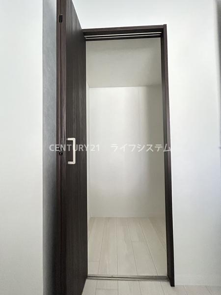 クローバーハイツ森小路1号棟