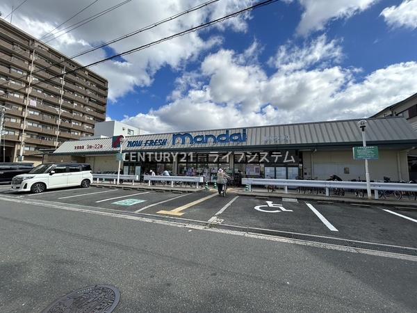 シャトーサンパークスクエア(万代　鶴見今津店)