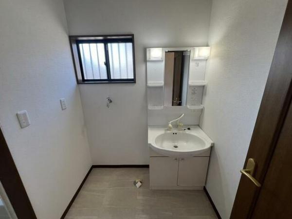 茂原市小林の中古一戸建て
