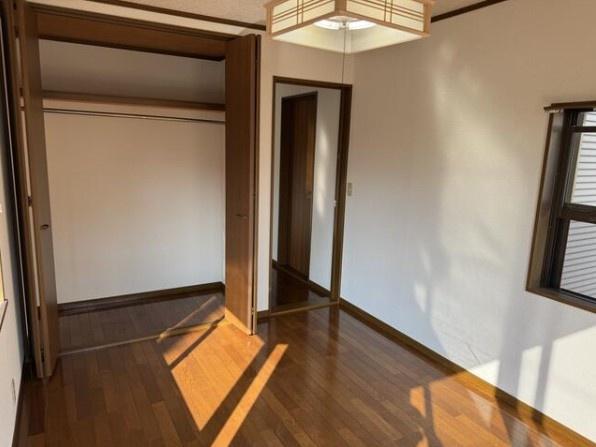 茂原市粟生野の中古一戸建て(洋室)