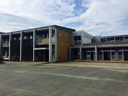 タマタウン萩原町２号棟(茂原市立茂原中学校)