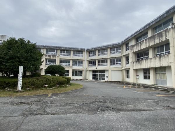 中津川市落合の土地(中津川市立落合中学校)