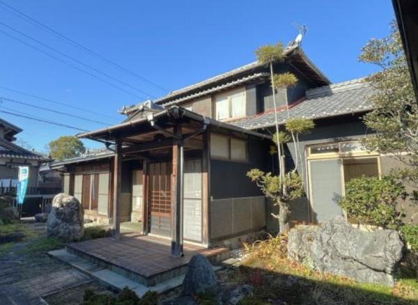 土岐市肥田町　一戸建て