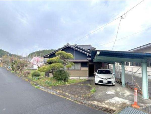 恵那市長島町永田　平屋