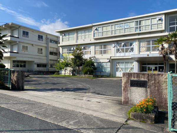 中津川市手賀野の中古一戸建て(中津川市立第二中学校)