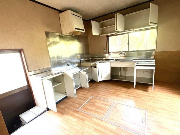 恵那市明智町の中古一戸建て(キッチン)