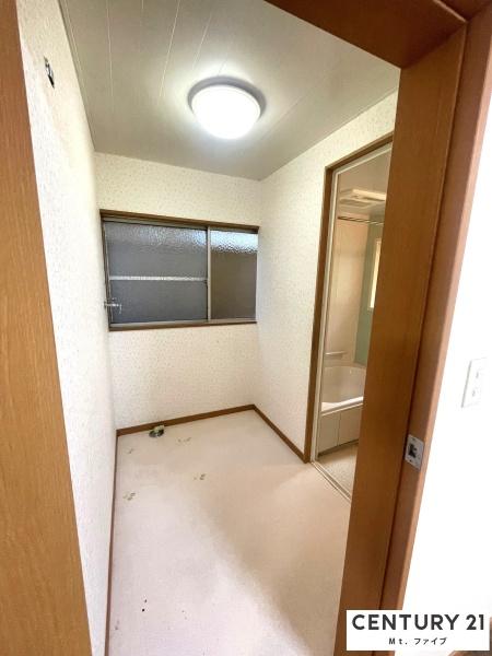 恵那市明智町の中古一戸建て