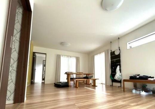 恵那市長島町中野　一戸建て