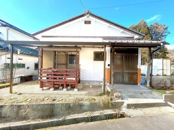 中津川市茄子川　一戸建て