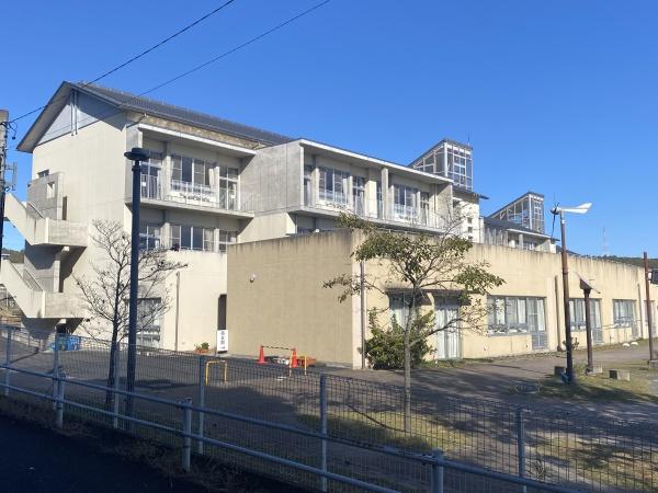 土岐市泉寺下町３丁目の中古一戸建て(土岐市立泉小学校)