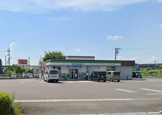ブロッサムコート太田A(ファミリーマート美濃加茂太田南店)
