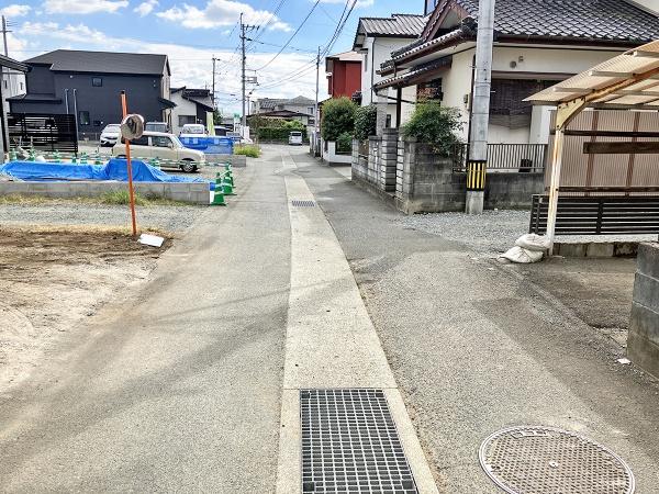 熊本市東区秋津1丁目の土地(前面道路含む現地写真)
