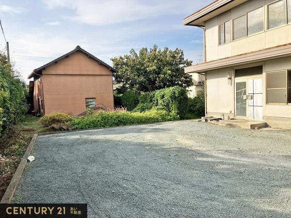 山鹿市鹿校通２丁目店舗