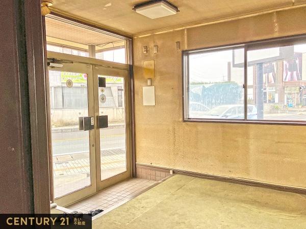 山鹿市鹿校通２丁目店舗