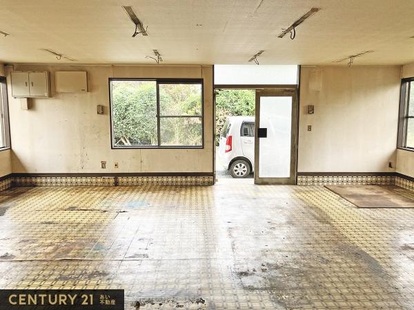 山鹿市鹿校通２丁目店舗