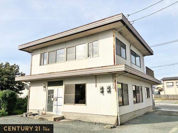 山鹿市鹿校通２丁目店舗