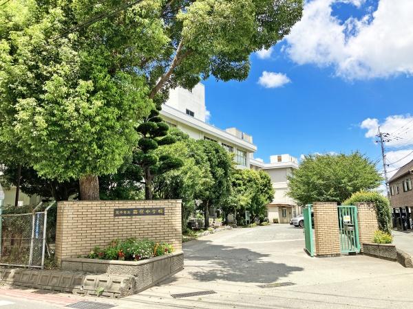 熊本市中央区帯山7丁目(東海学園前駅)1階(熊本市立西原中学校)