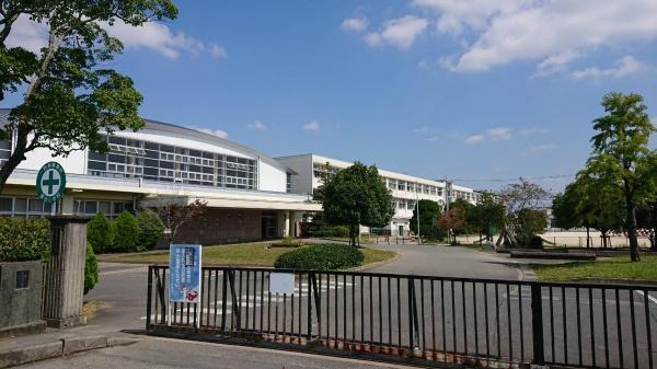オリーブタウン富合駅前6号地(熊本市立富合小学校)