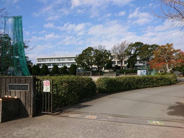 上益城郡嘉島町大字上六嘉の土地(嘉島町立嘉島東小学校)
