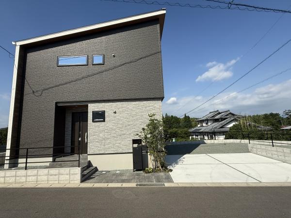 合志市御代志（御代志駅）2階建て