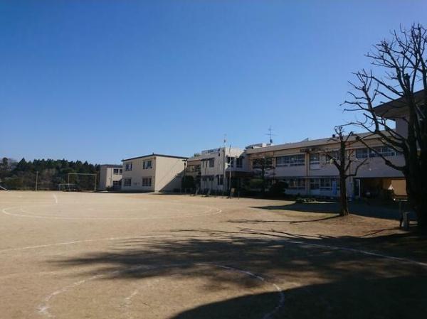 合志市御代志12期1号棟(合志市立西合志中央小学校)