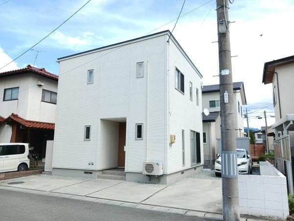 山形市伊達城三丁目売家