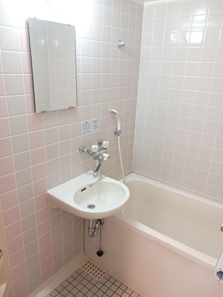 ネオハイツ千歳公園　７階部分