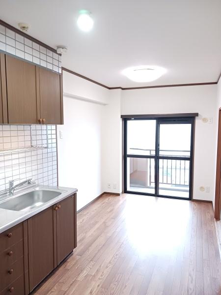 ネオハイツ千歳公園　７階部分