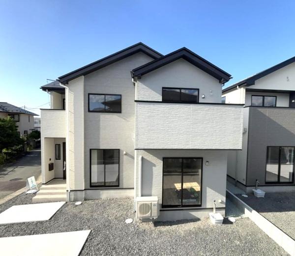 山形市鈴川2丁目1期1号棟
