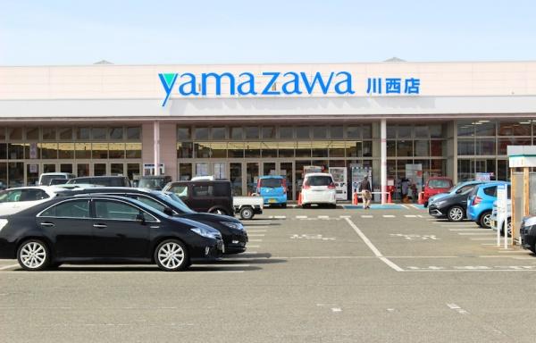 東置賜郡川西町大字小松の中古一戸建て(ヤマザワ川西店)
